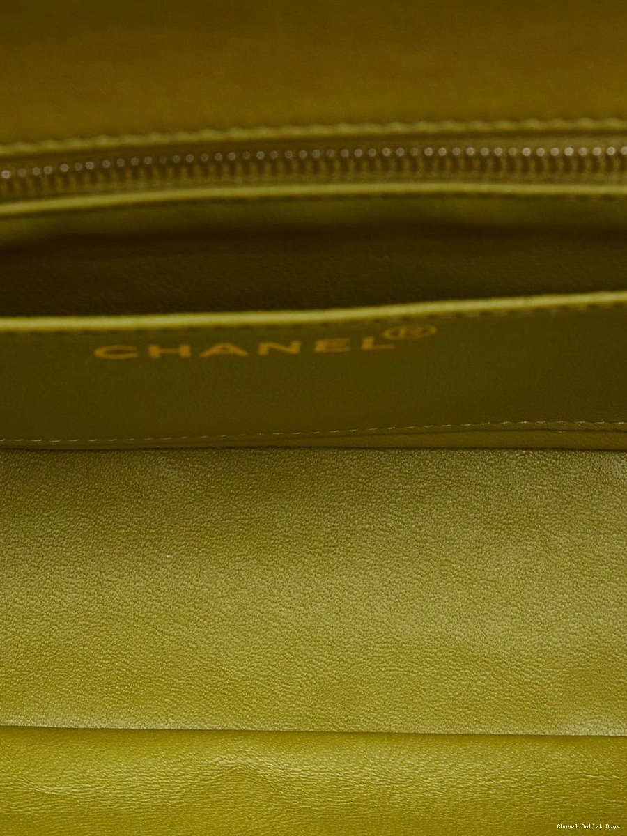 Affordable Women CHANEL shoulder Classic Flap bag 1996-1997 0211