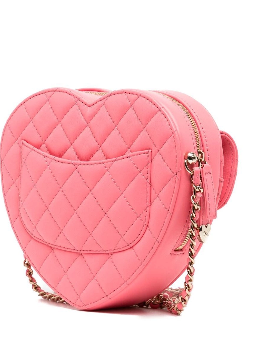 Cheap bag Women Love CHANEL 2022 crossbody Heart 0218