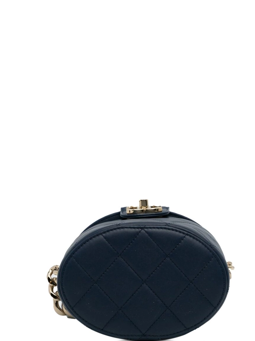 Cheap Women bag 2019 vanity CHANEL Round CC 0221